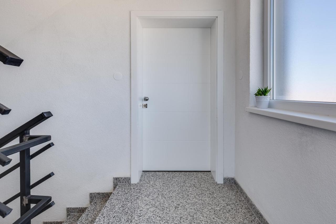 Apartmani Kastelina Вир Экстерьер фото